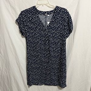 Gap Dress size Medium - Navy with White Flowers - NWT